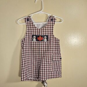 Vintage baby fire fighter onesie, 12 months.
(INV#A29)